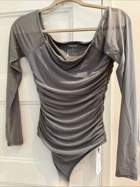 Ruched Long Sleeve Bodysuit in Gray by